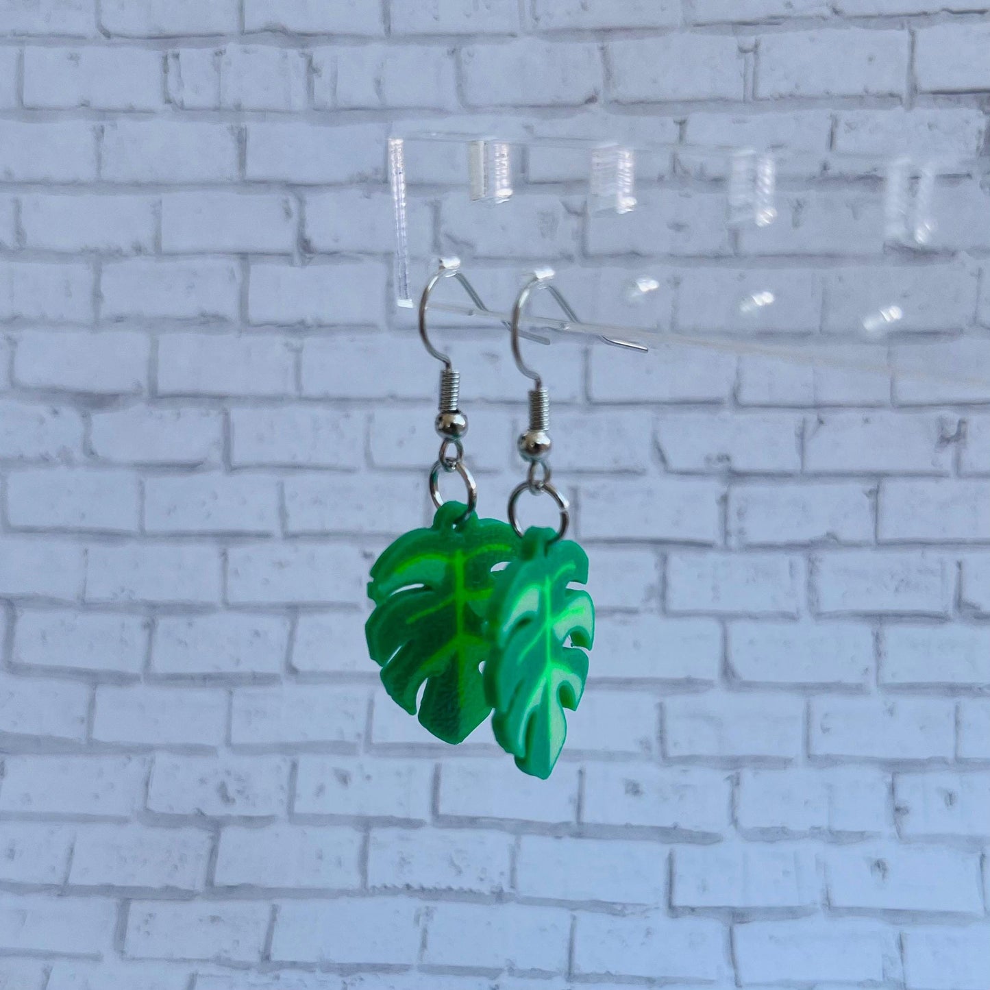 3D Printed Monstera Leaf Dangle Earrings